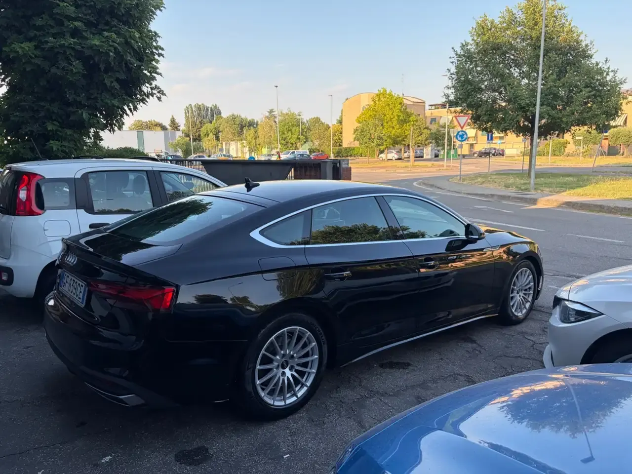 Foto 5 di 11