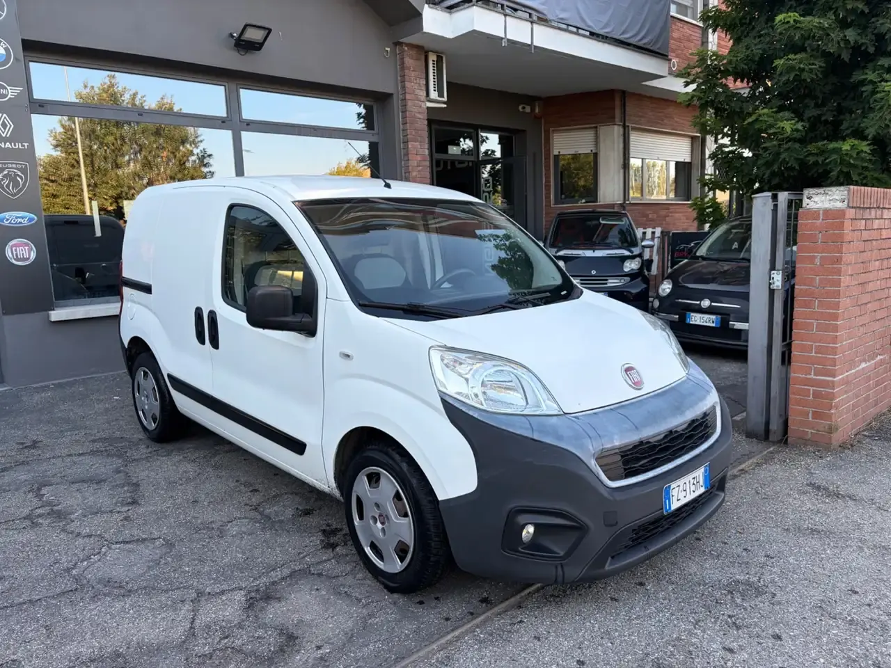 Foto 4 di 11