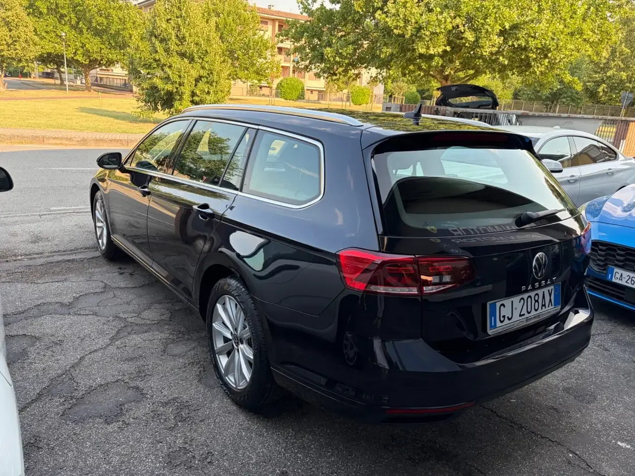 Foto 5 di 11