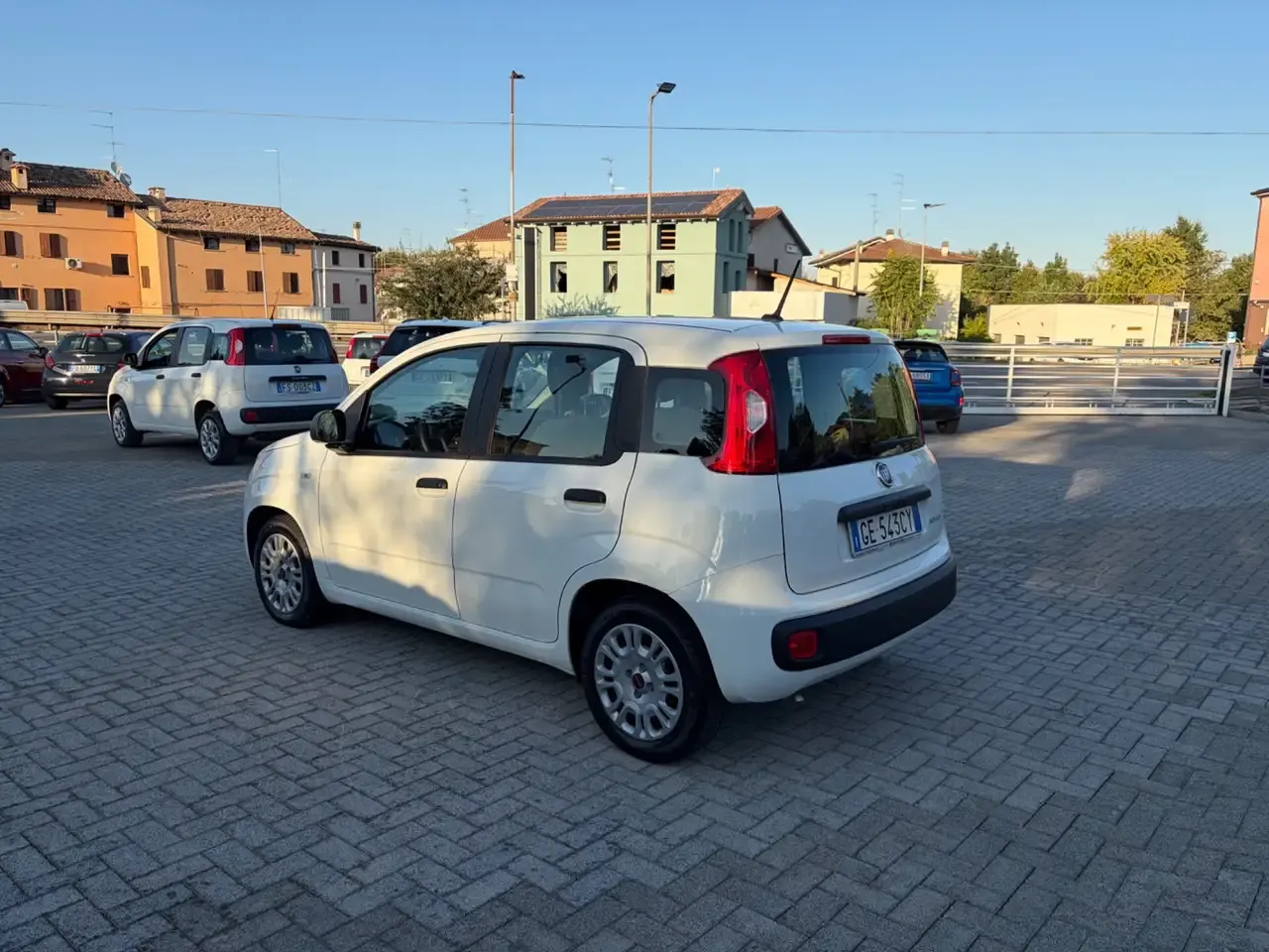 Foto 4 di 11