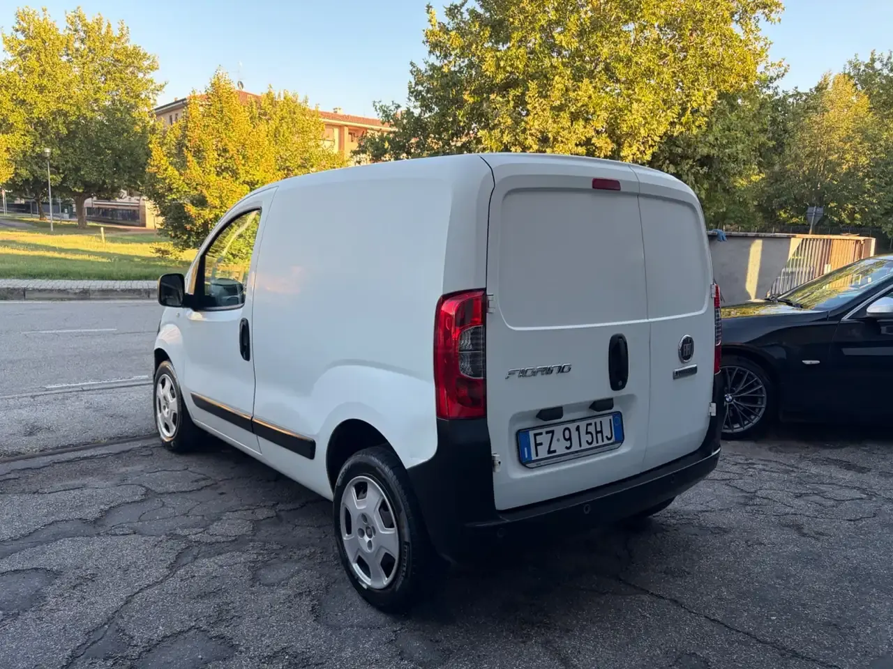 Foto 5 di 11