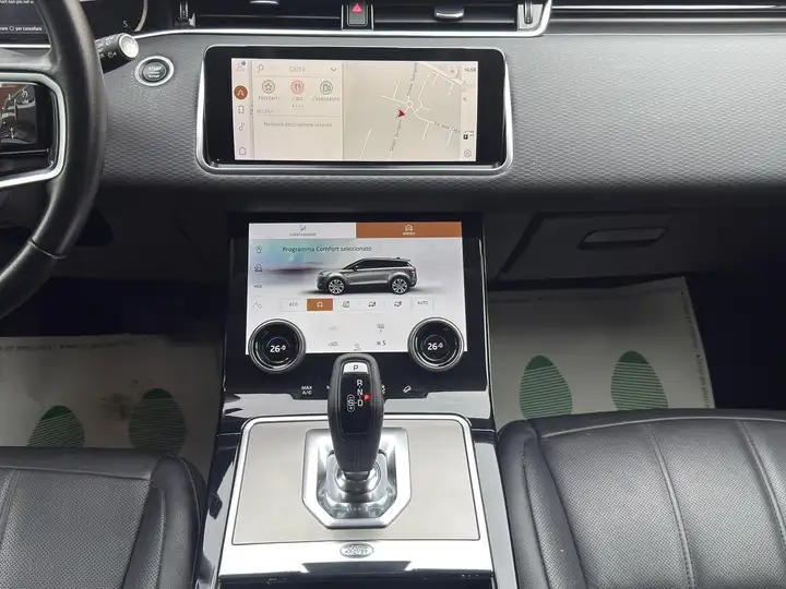 
										Range Rover Evoque full									