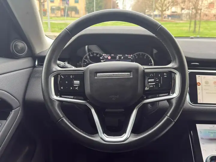 
										Range Rover Evoque full									