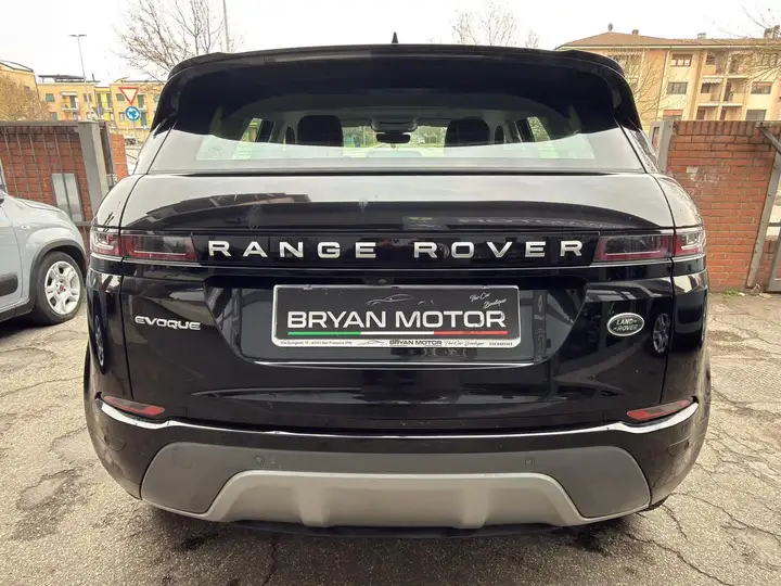 
										Range Rover Evoque full									