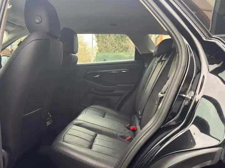 
										Range Rover Evoque full									